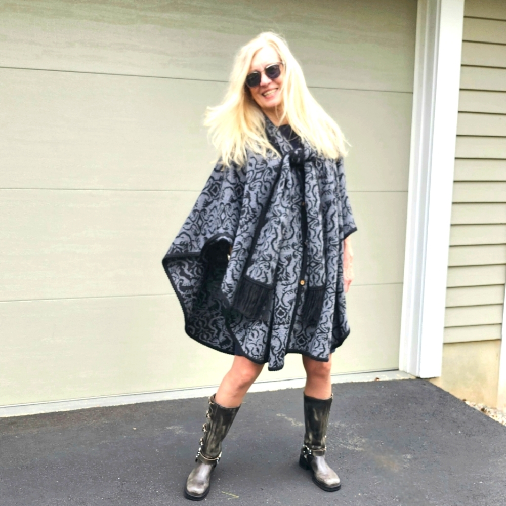 NOVICA Like New Cleaned & Soft Cape w/ Scarf in Peruvian WildflowerGrey, $60